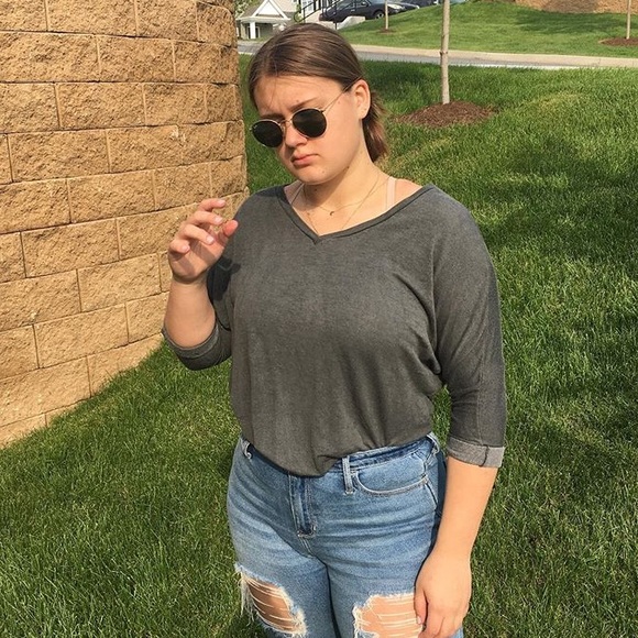 gray, light weight, basic sweater. - Picture 3 of 4